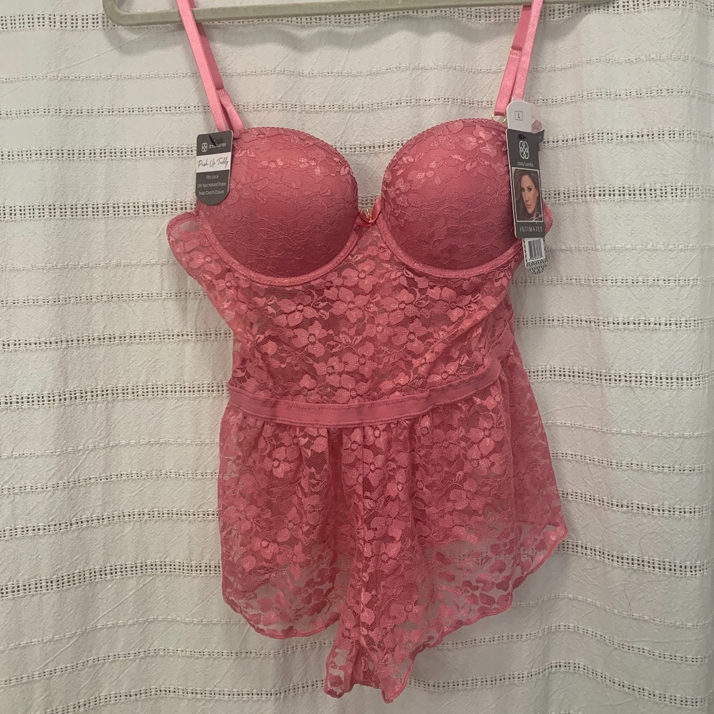 Daisy Fuentes Flutter Lace Teddy